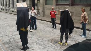 Utilisation des camerae obscurae en extérieur. Crédit : Sandrine Côté